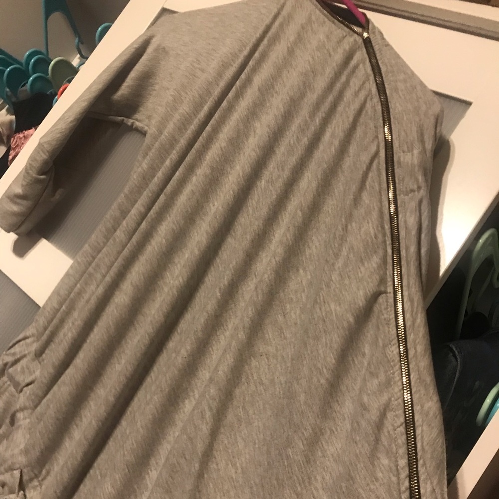 Jumpsuit - Picture 3 of 5